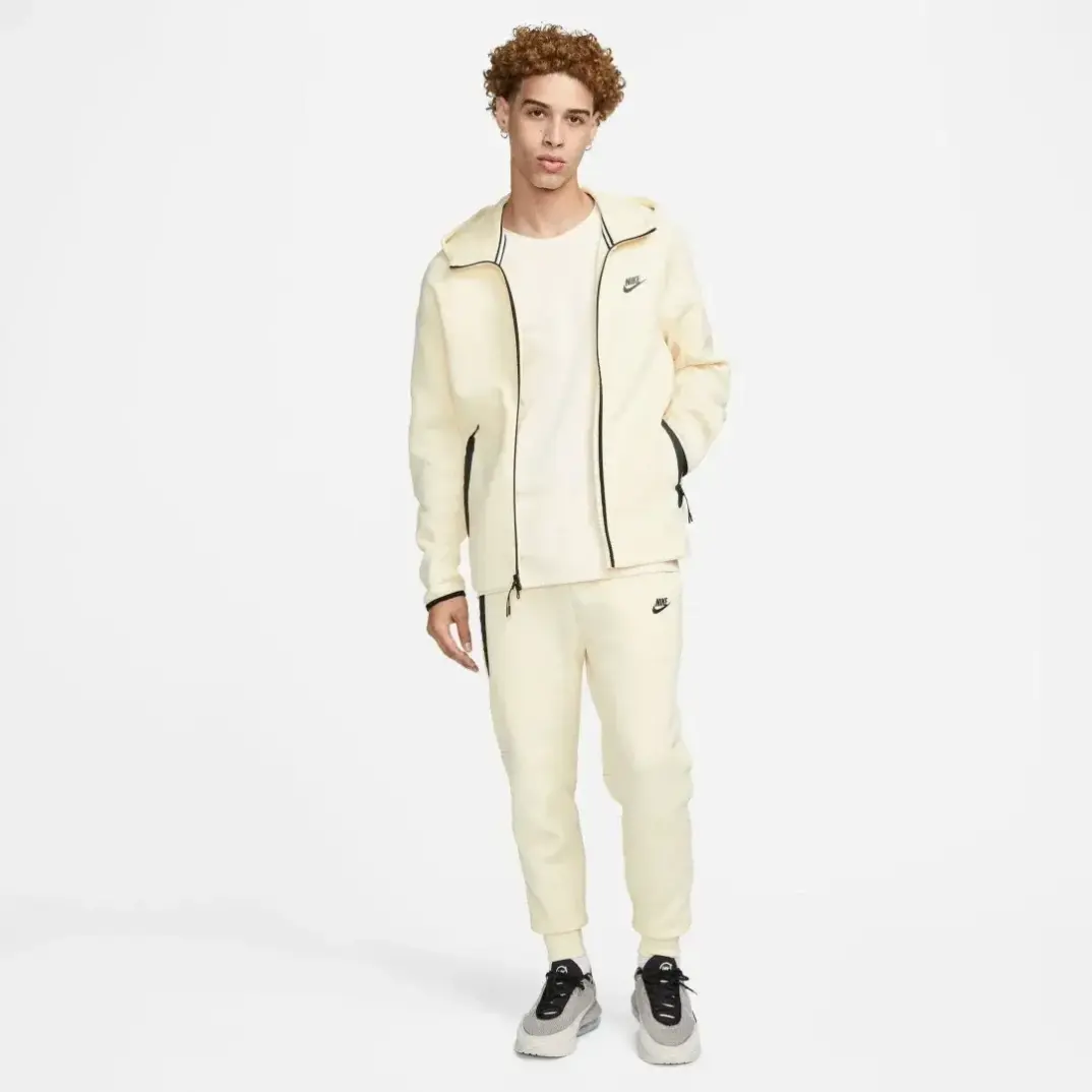 Tech Fleece Joggers Coconut MilkSiyah - 2